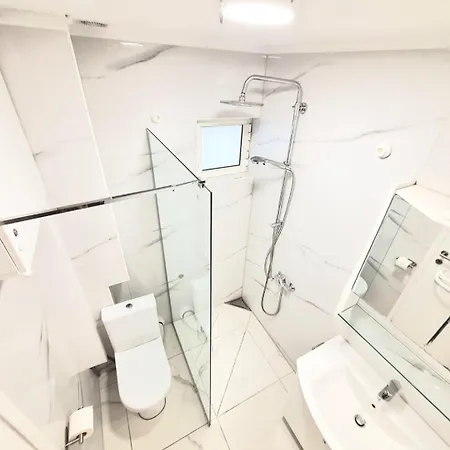 Domus Dulcis Domus Apartment