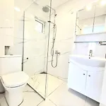Domus Dulcis Domus Apartment