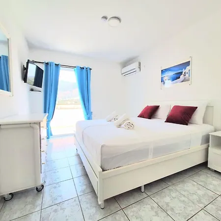 Domus Dulcis Domus Hersonissos (Crete)